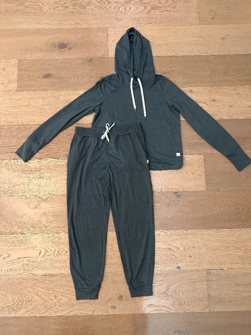 Vuori Performance Jogger and Halo Essential Hoodie in Kelp Heather